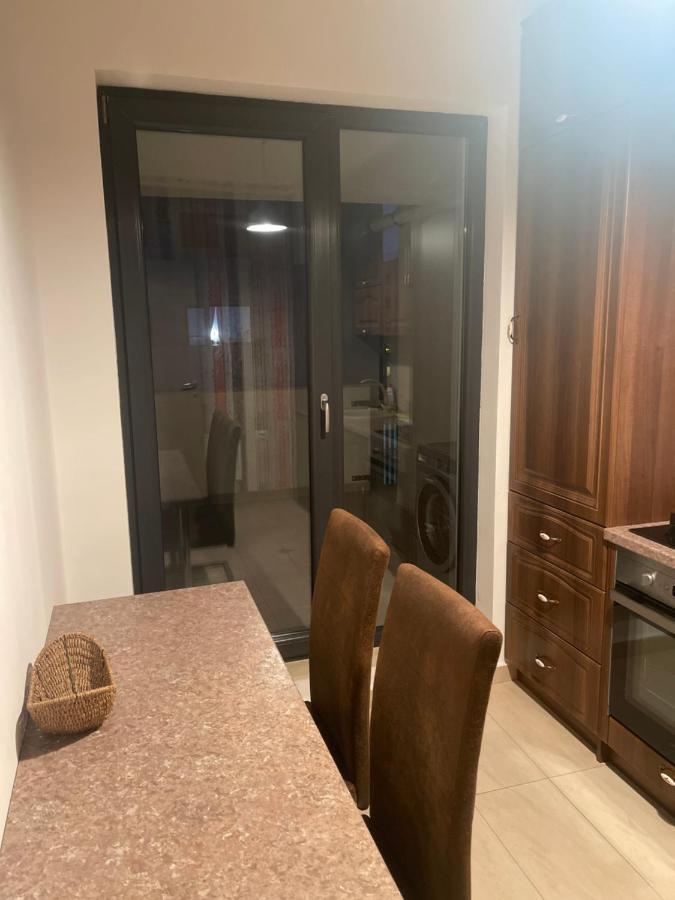 Greenfield Baneasa Apartment In Boekarest Buitenkant foto
